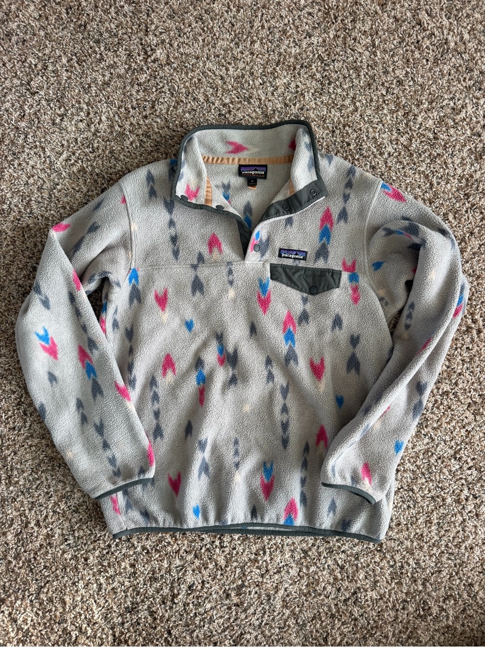 Patagonia Women’s Lightweight Synchilla Snap-T Pullover, size Medium like NEW
